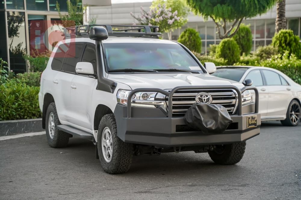 تويوتا لاندكروزر